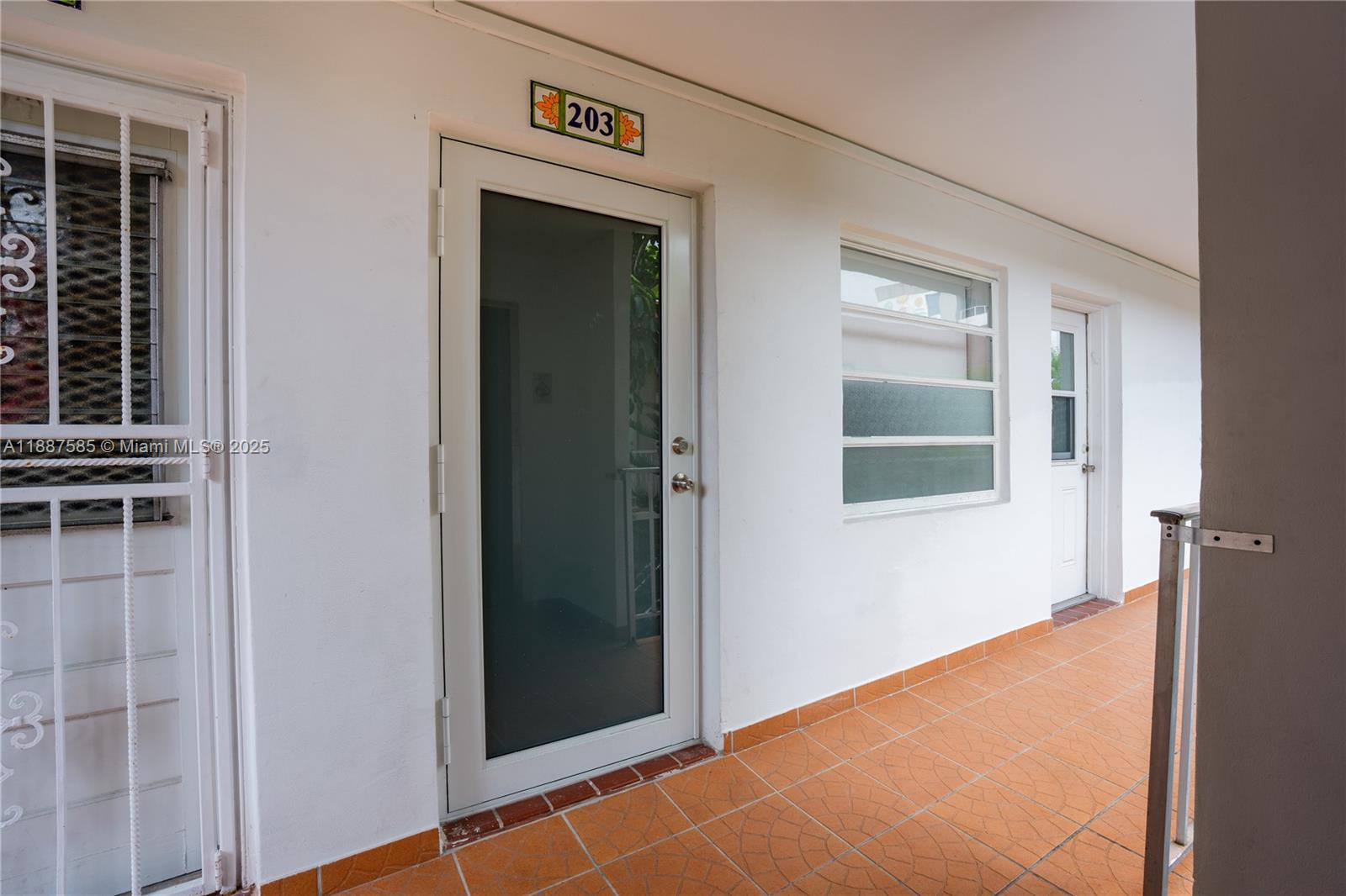 525 MERIDIAN CONDO - Residential Lease