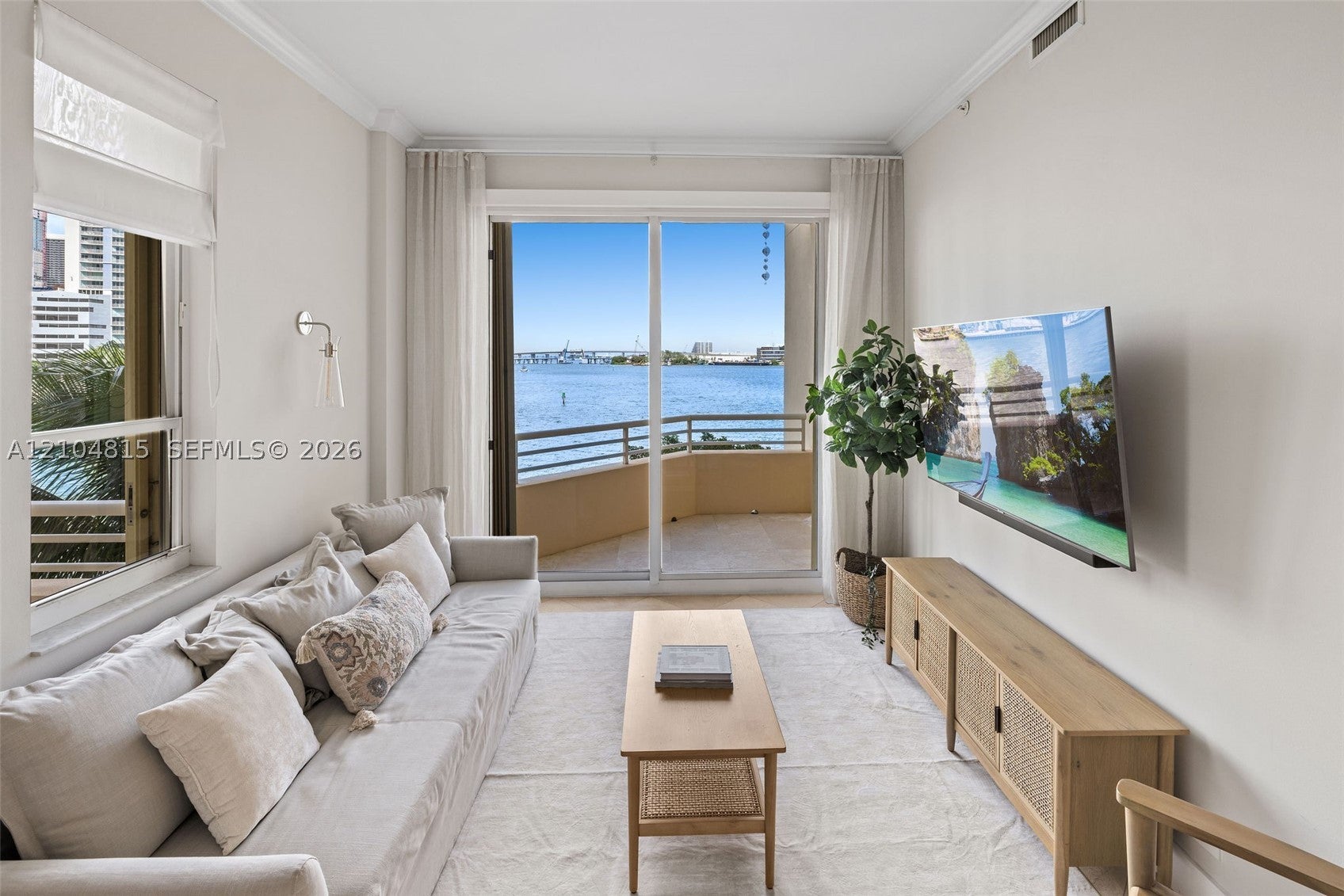 888 Brickell Key Dr 410