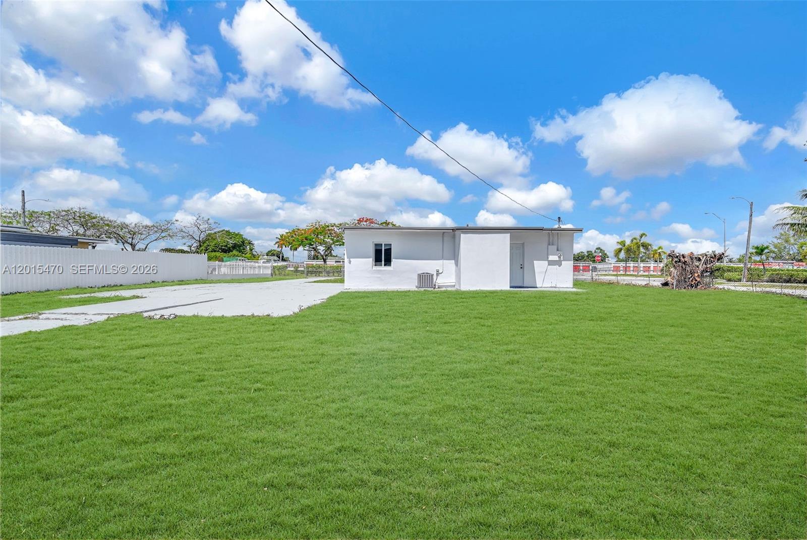 BUNCHE PARK - Residential