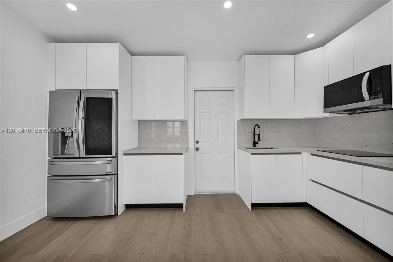 BUNCHE PARK - Residential