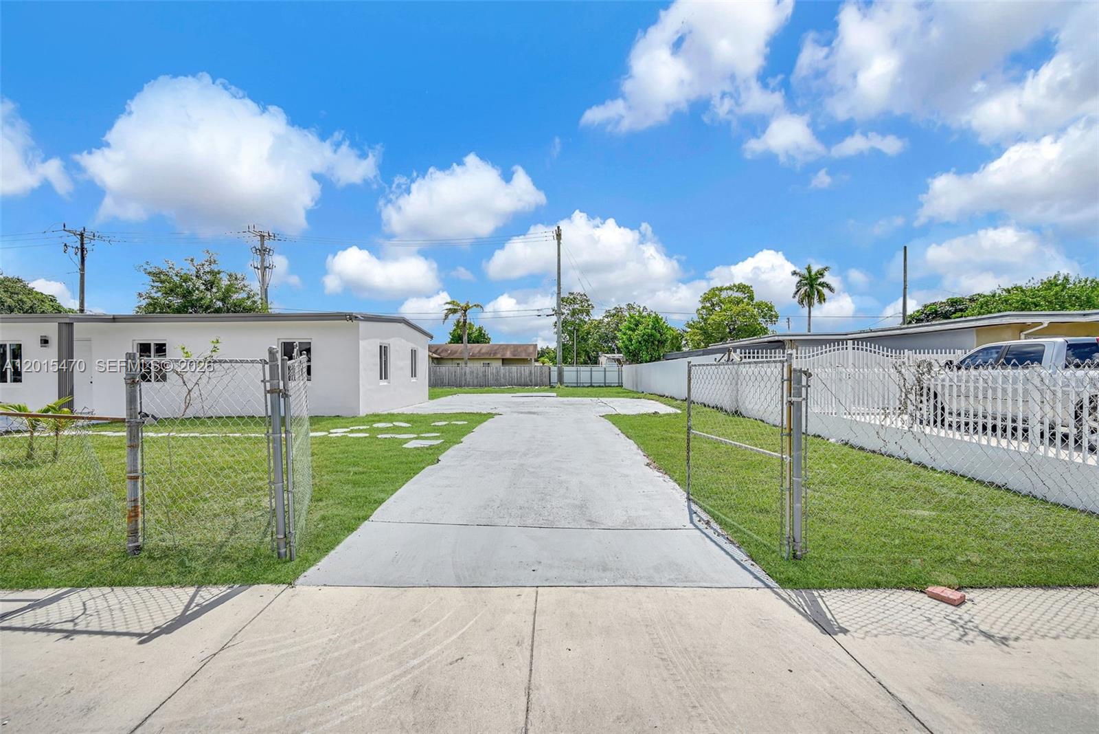 BUNCHE PARK - Residential