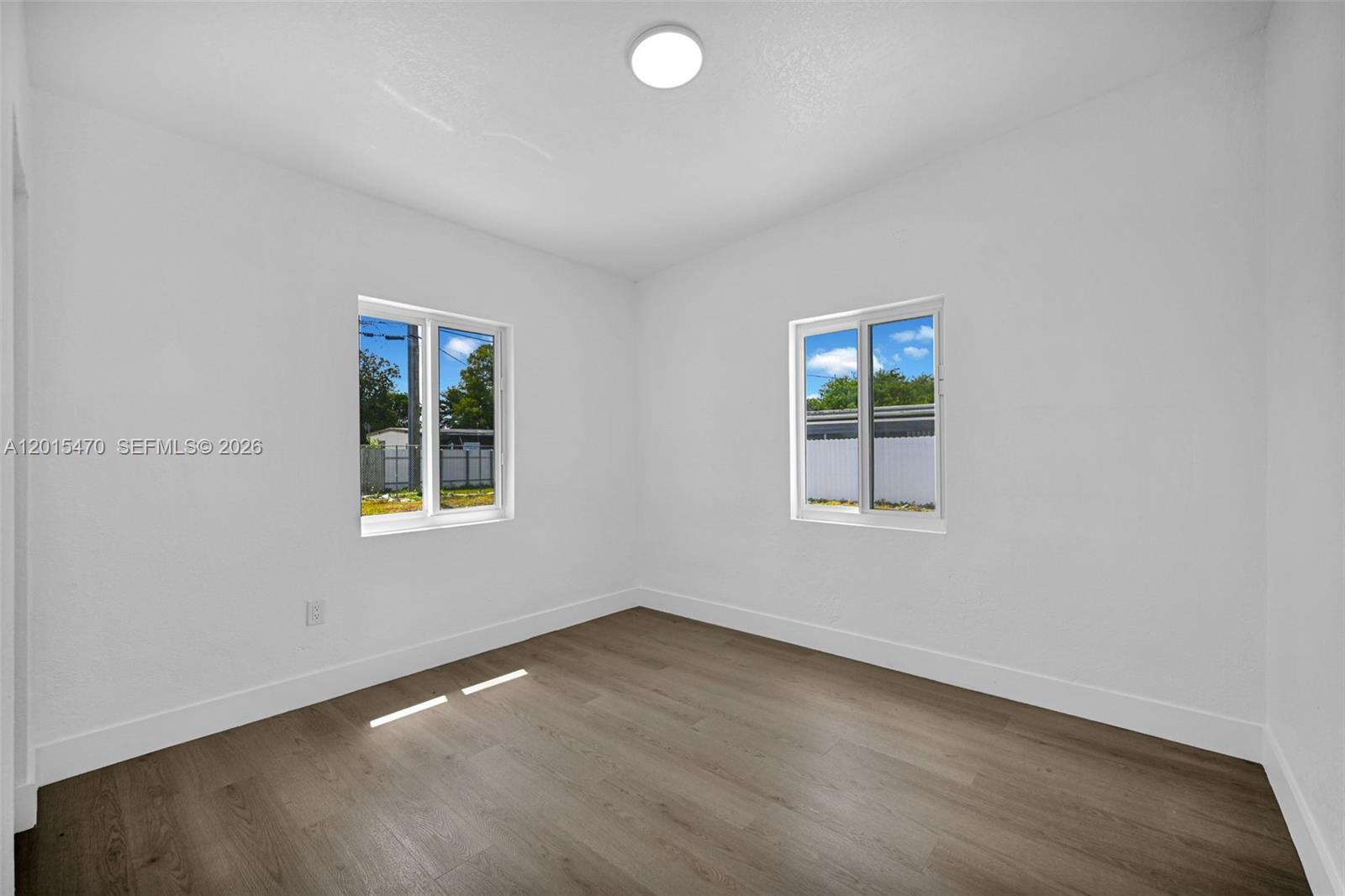 BUNCHE PARK - Residential