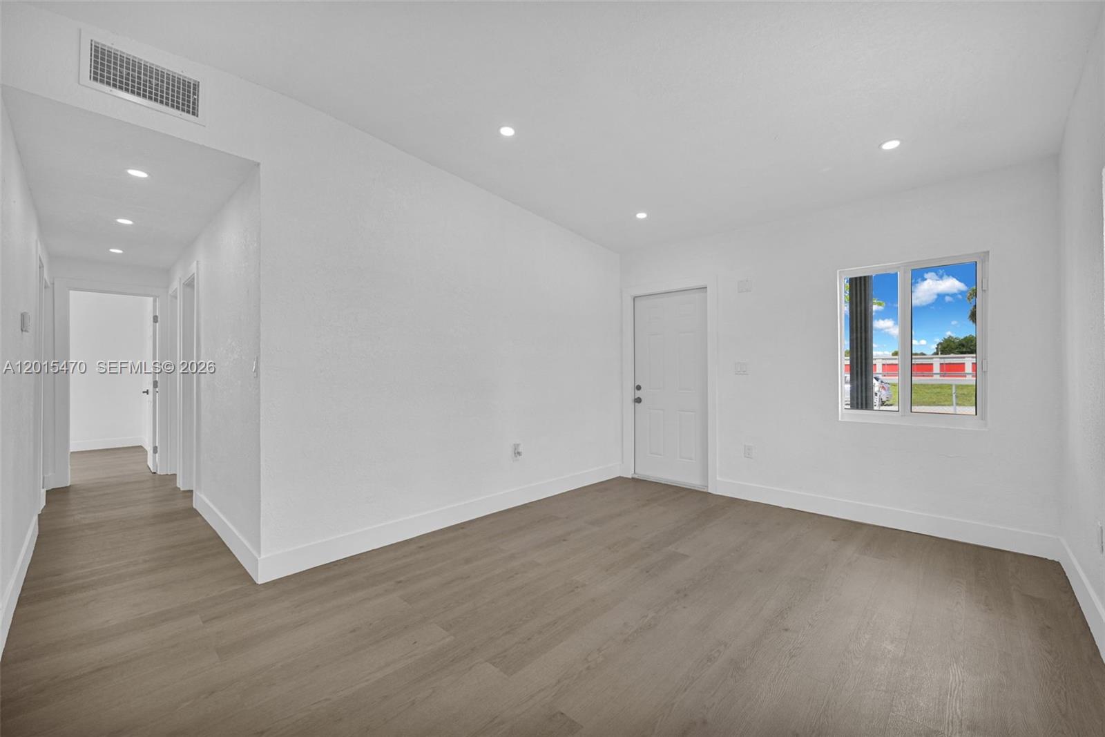 BUNCHE PARK - Residential