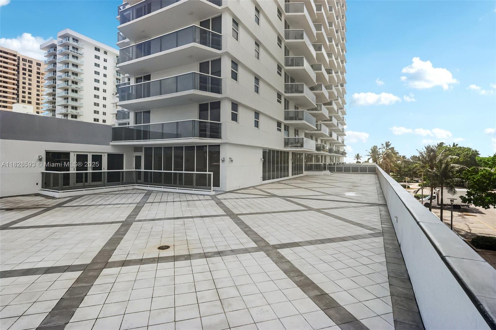 THE RIVIERA CONDO - Residential