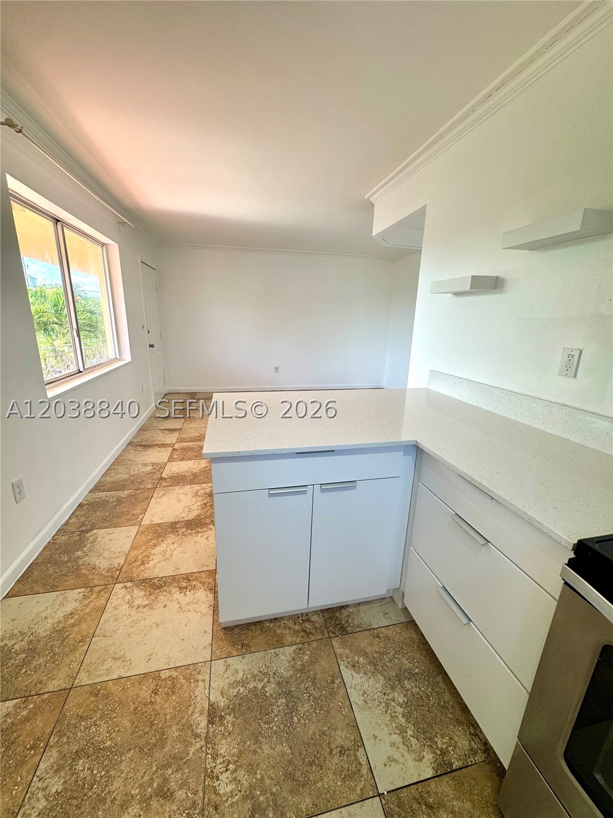 1020 SW 7th St 9