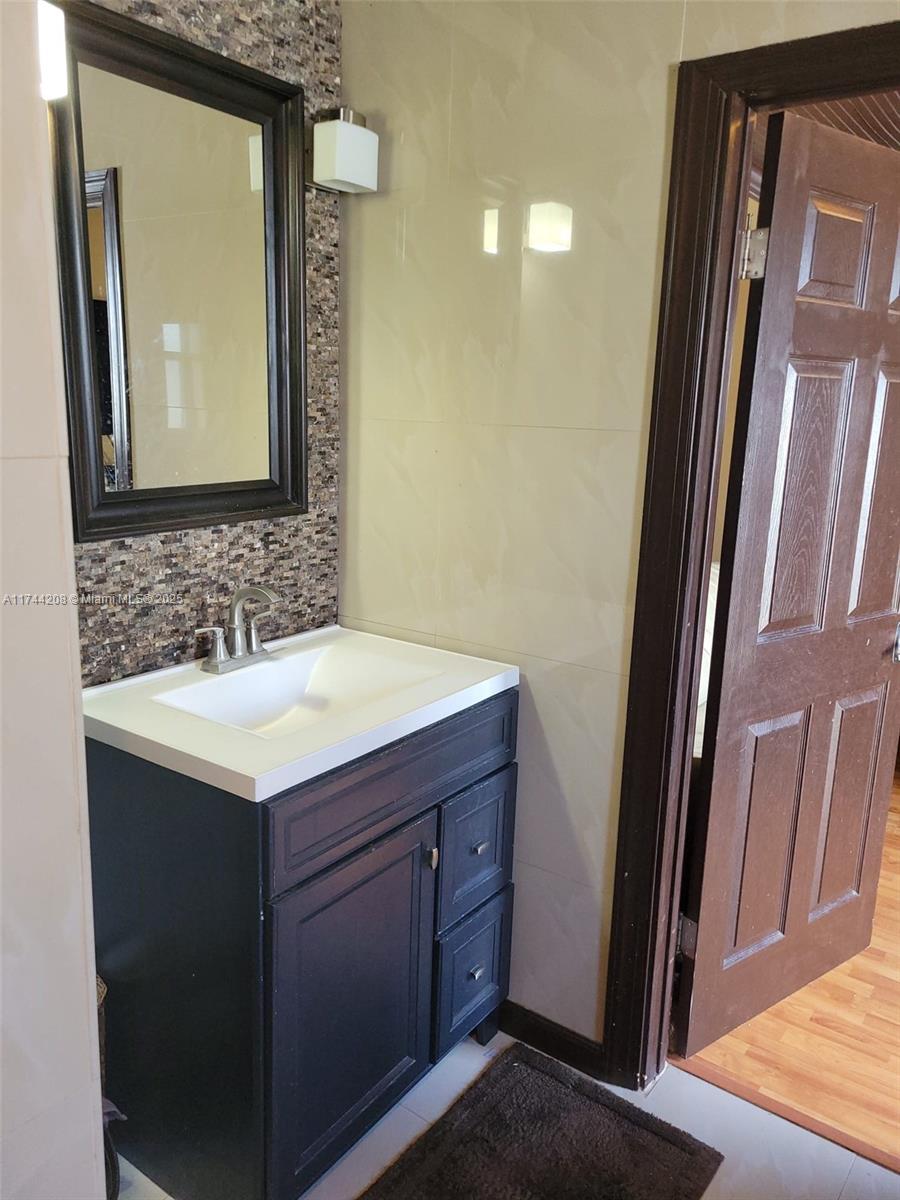 BISCAYNE GARDENS SEC E PA - Residential