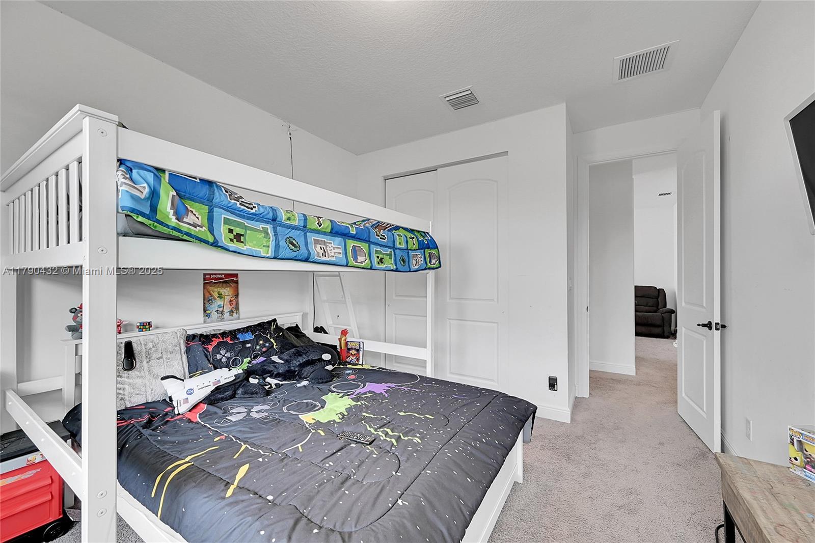 CORAL LAGO - Residential