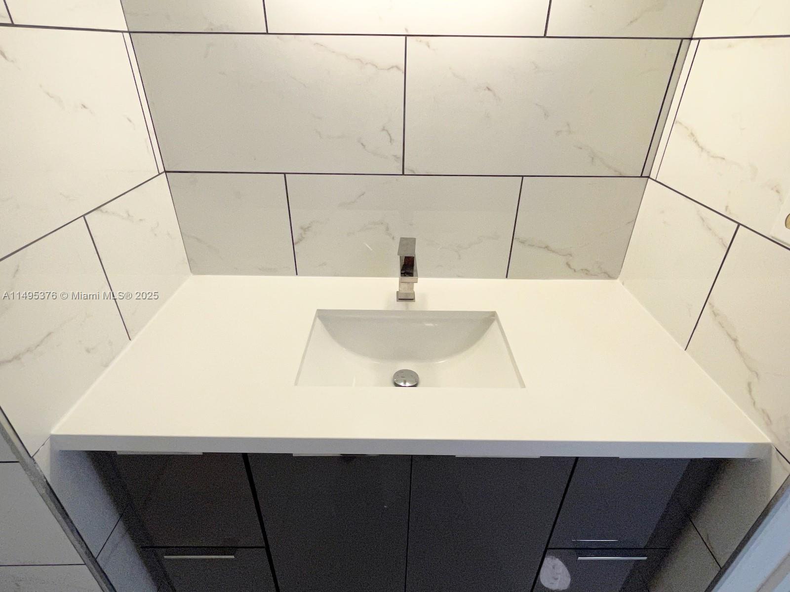 DEL PRADO MARINA - Residential