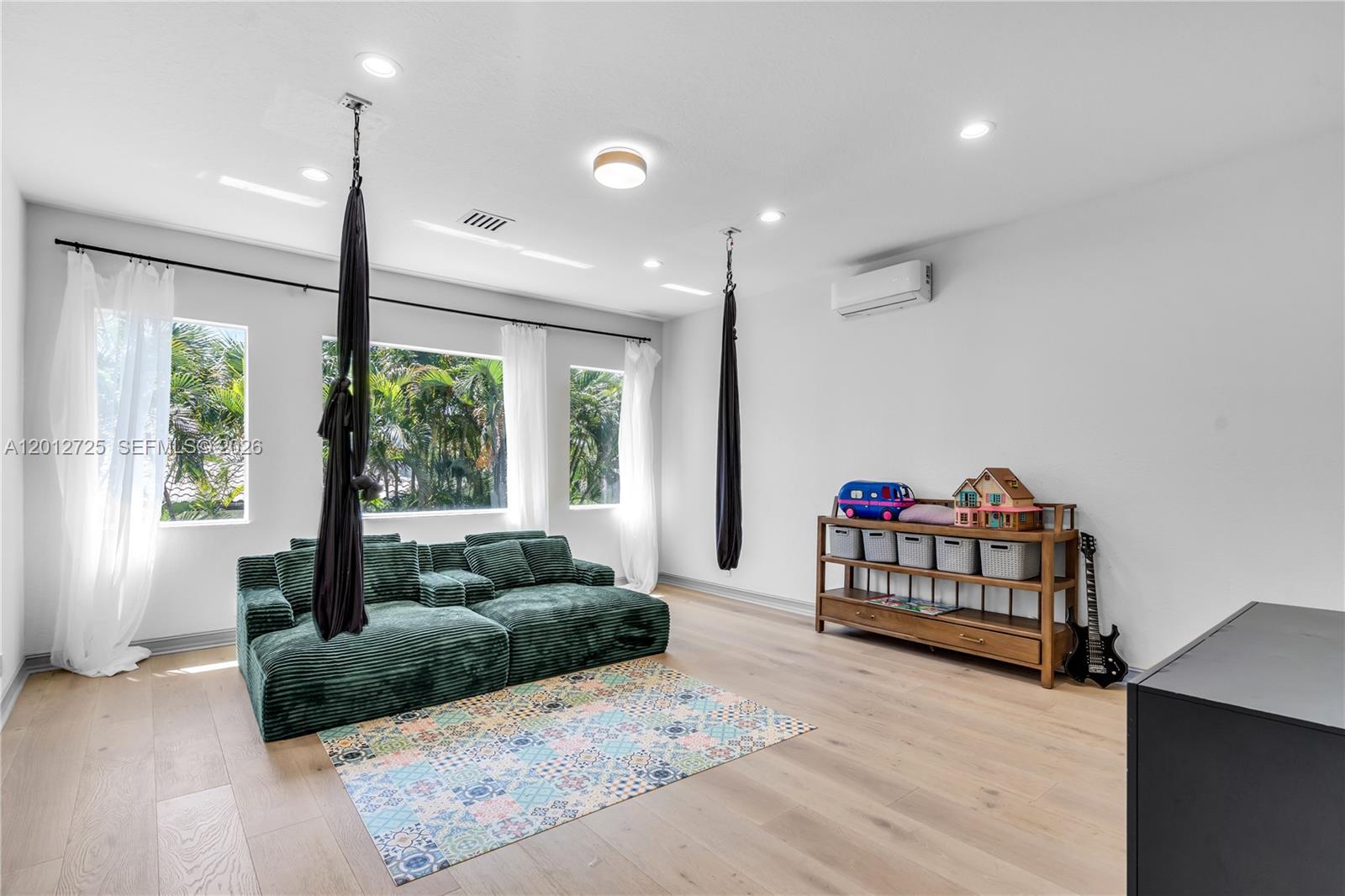 HERON BAY EAST OLDE BROOKE - Residential