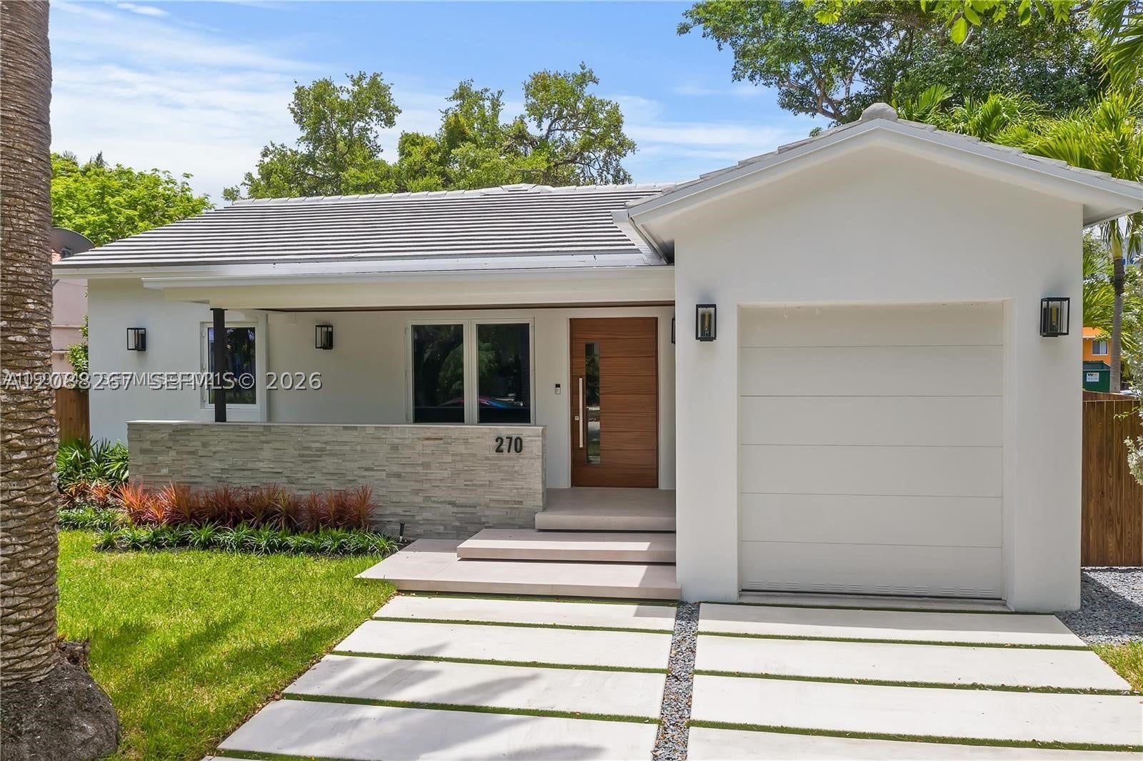 270 SW 29th Rd