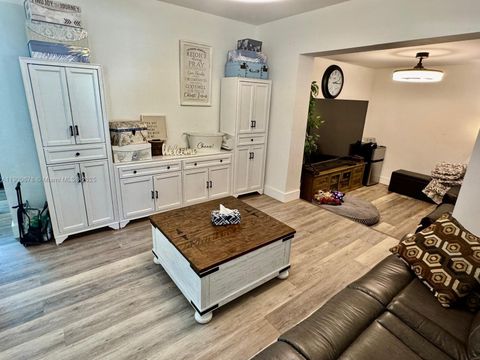 Photo of 2626 Garfield St, Hollywood, FL 33020 (MLS # A11900678)