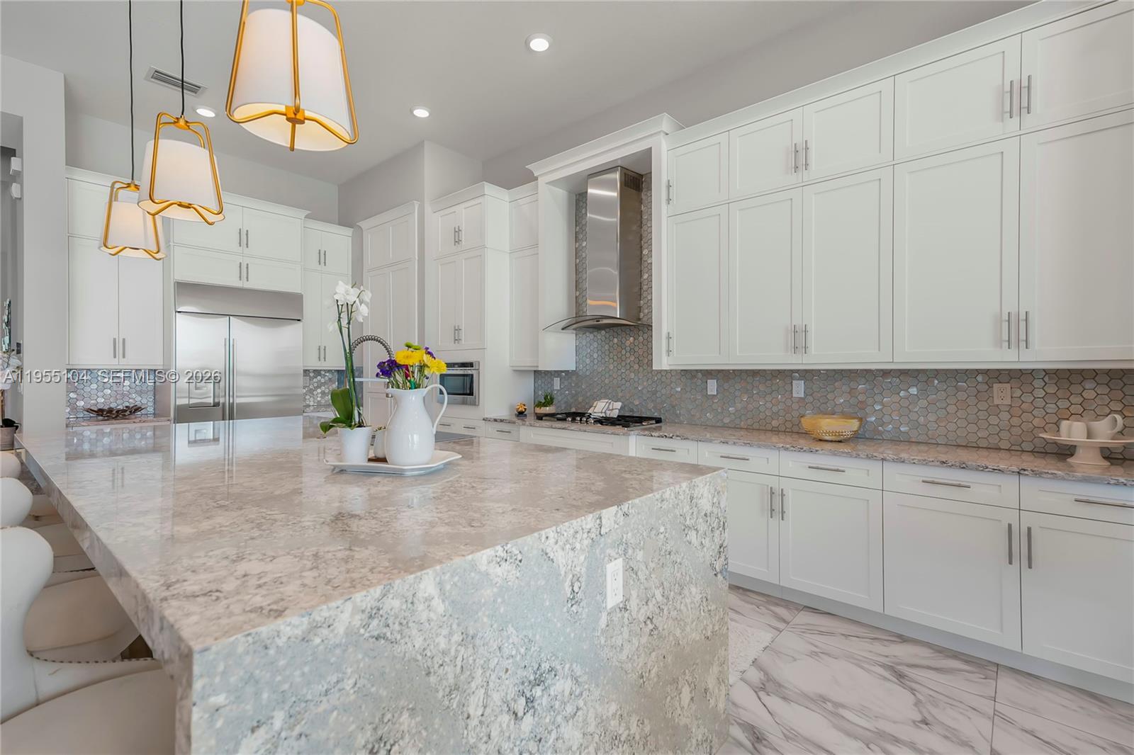 PARKLAND BAY - Residential