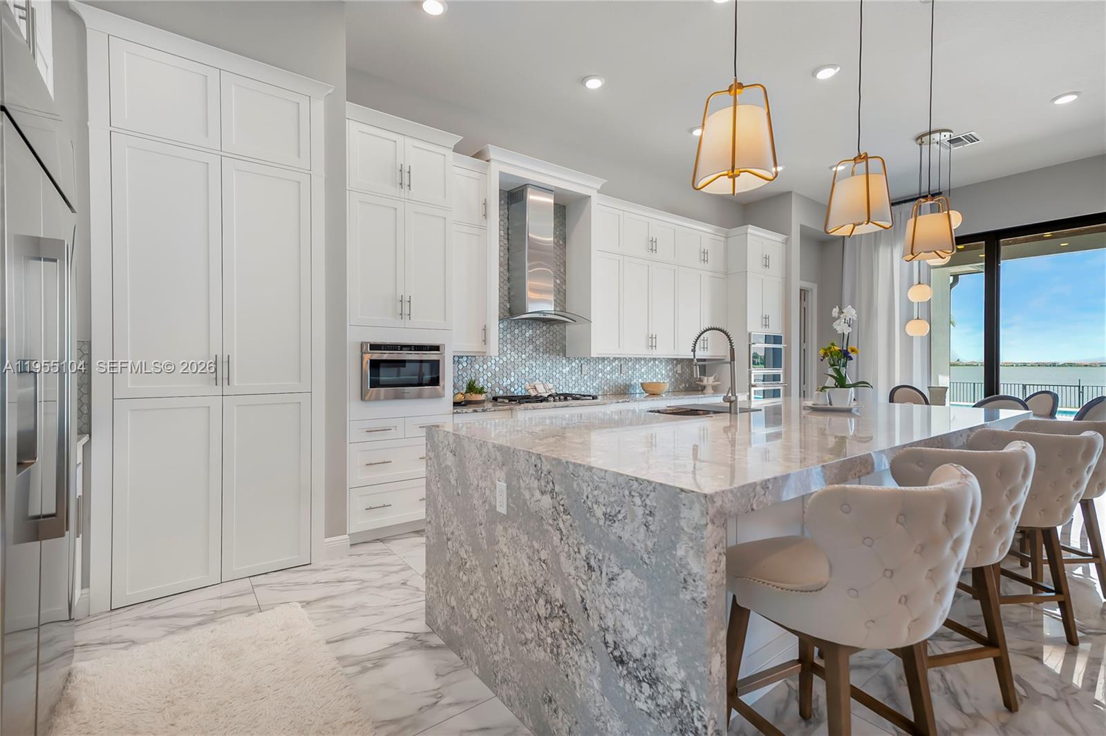 PARKLAND BAY - Residential