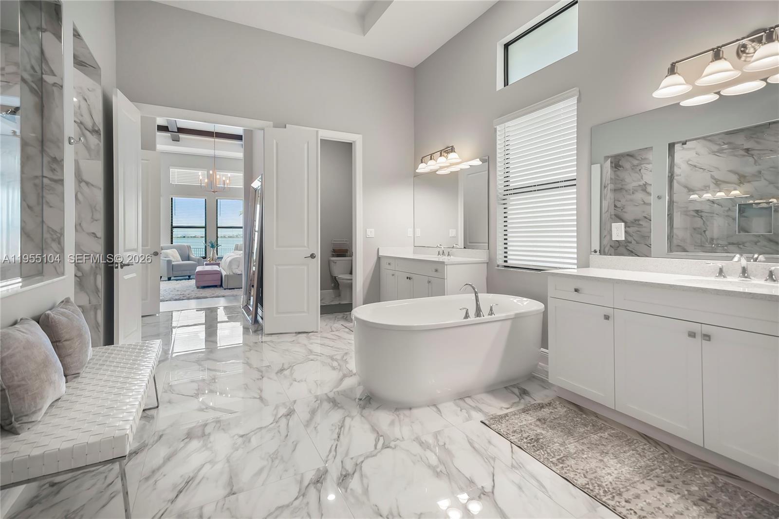 PARKLAND BAY - Residential