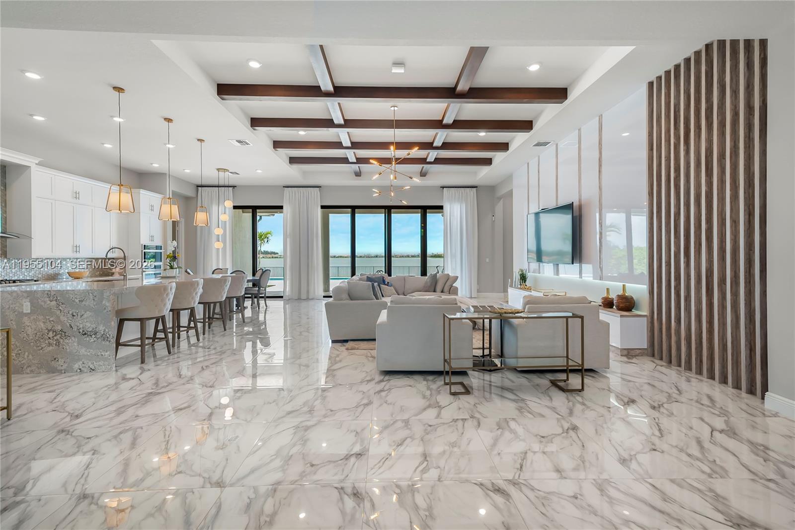 PARKLAND BAY - Residential