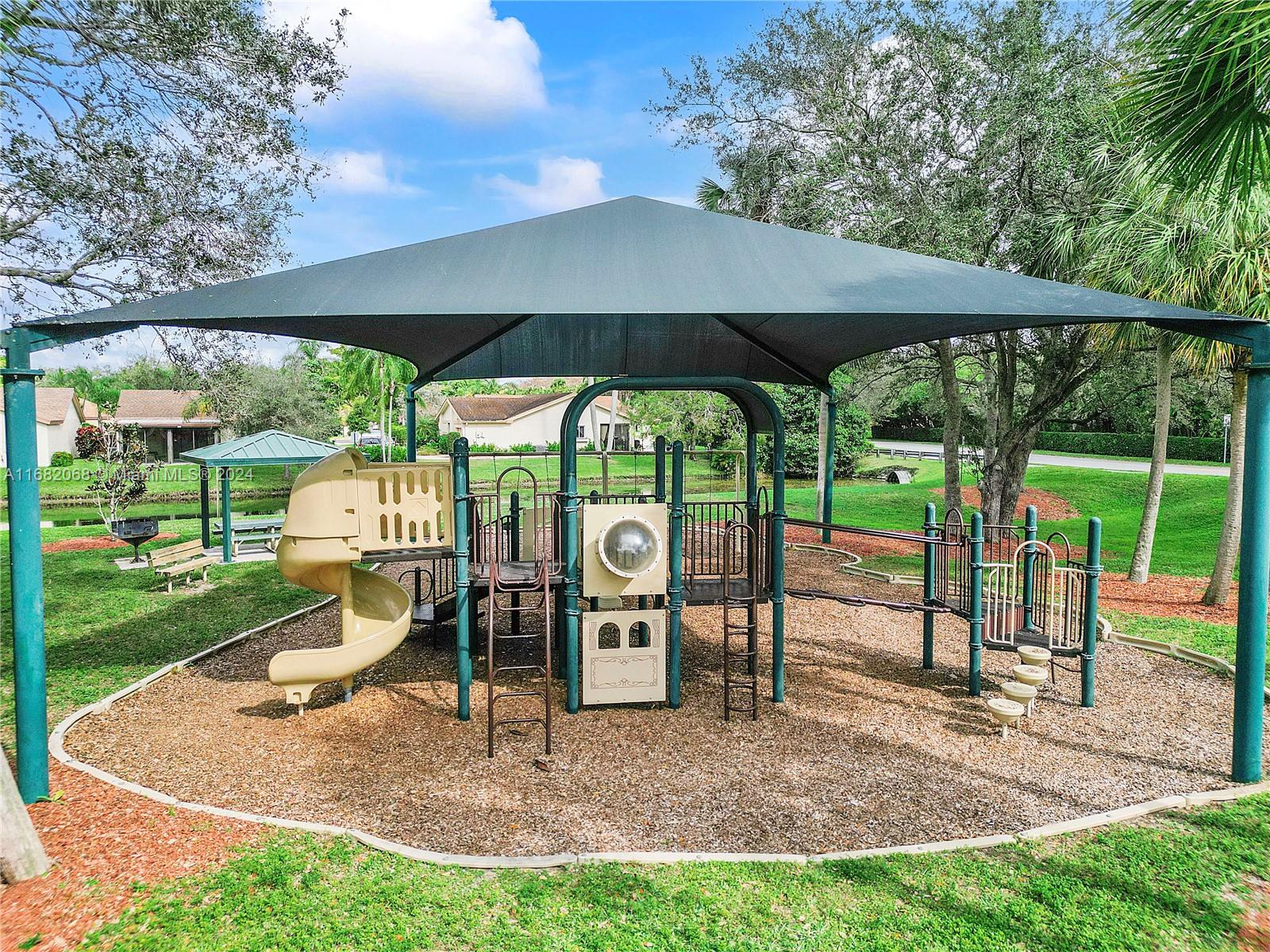 POND APPLE PLACE I CONDO - Residential Lease