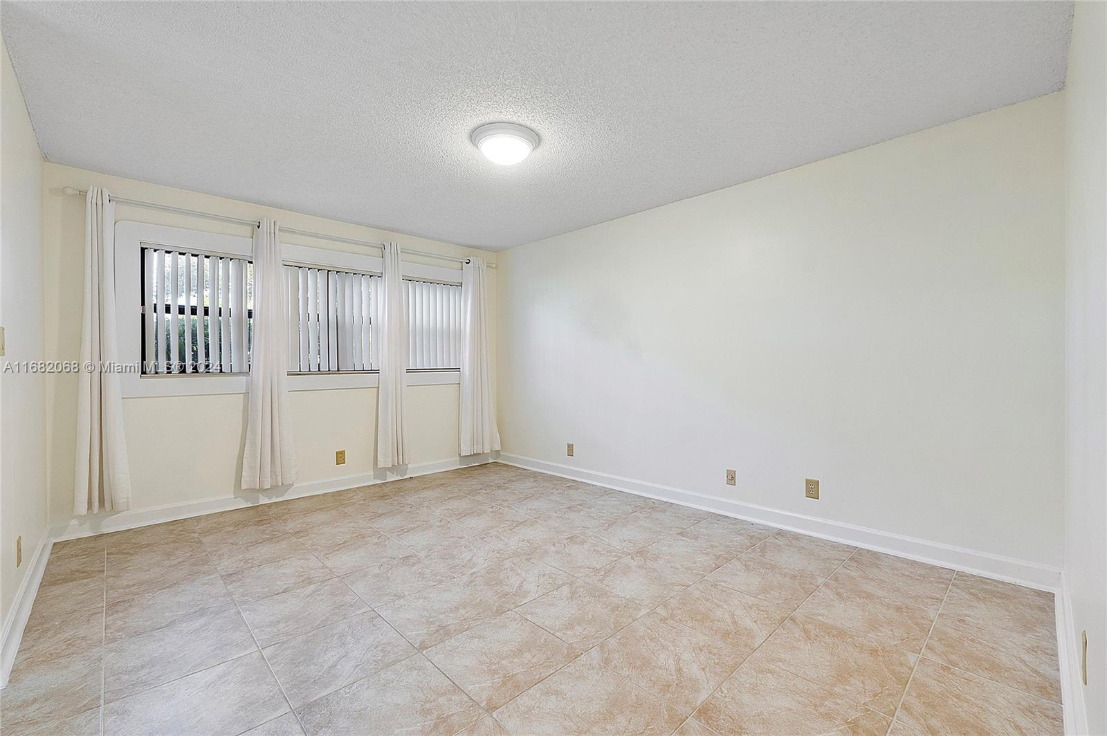 POND APPLE PLACE I CONDO - Residential Lease