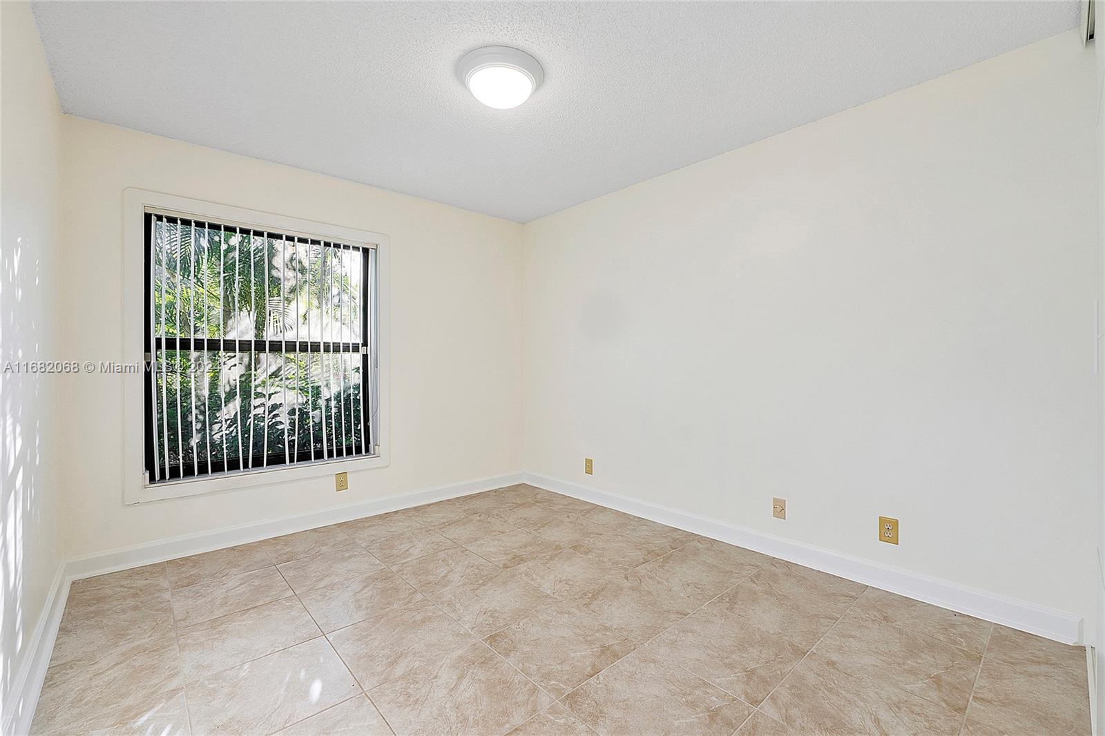 POND APPLE PLACE I CONDO - Residential Lease