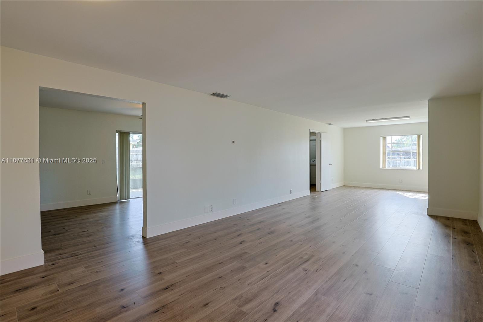RAINBOW LAKES - Residential Lease