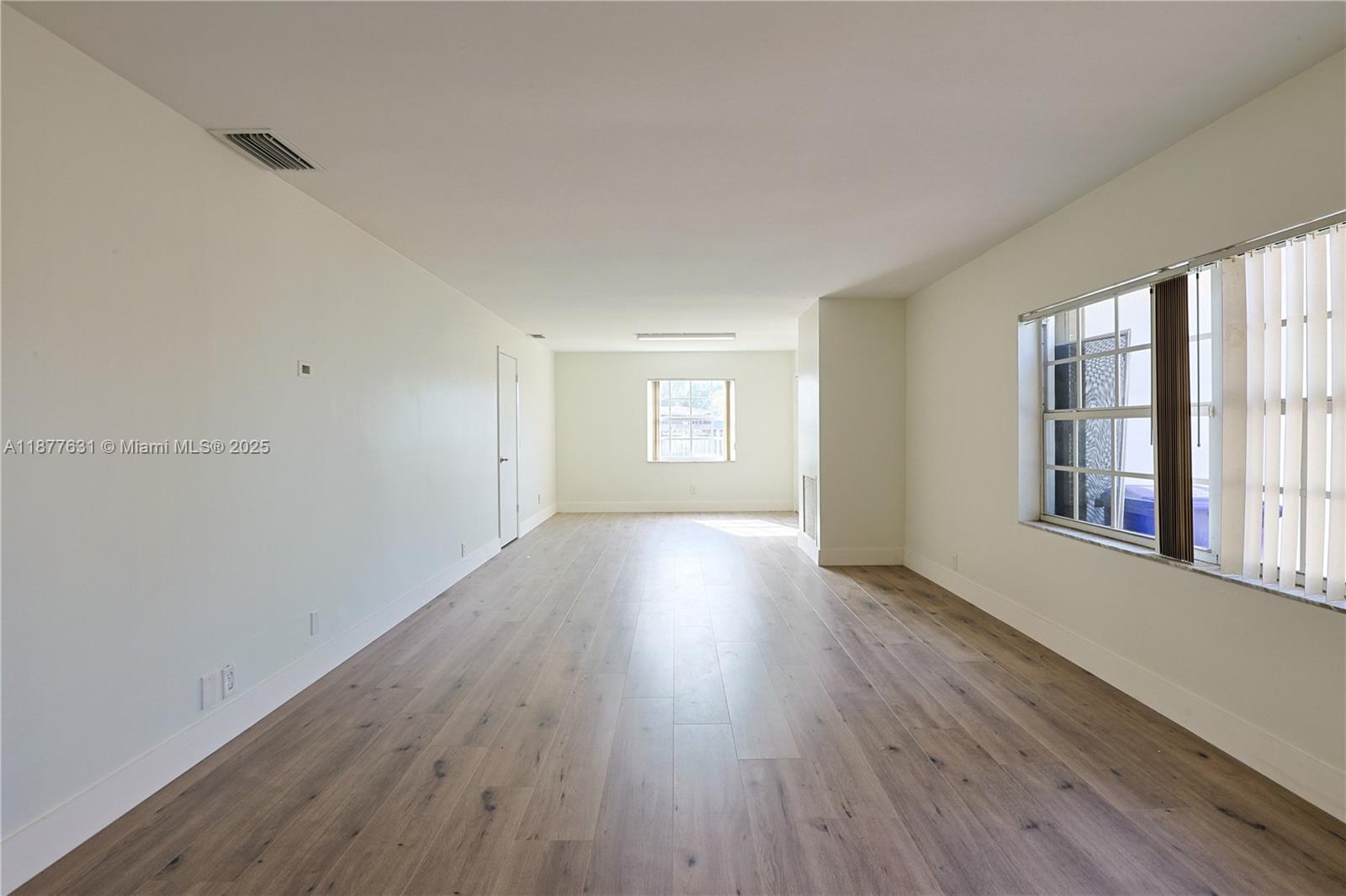 RAINBOW LAKES - Residential Lease