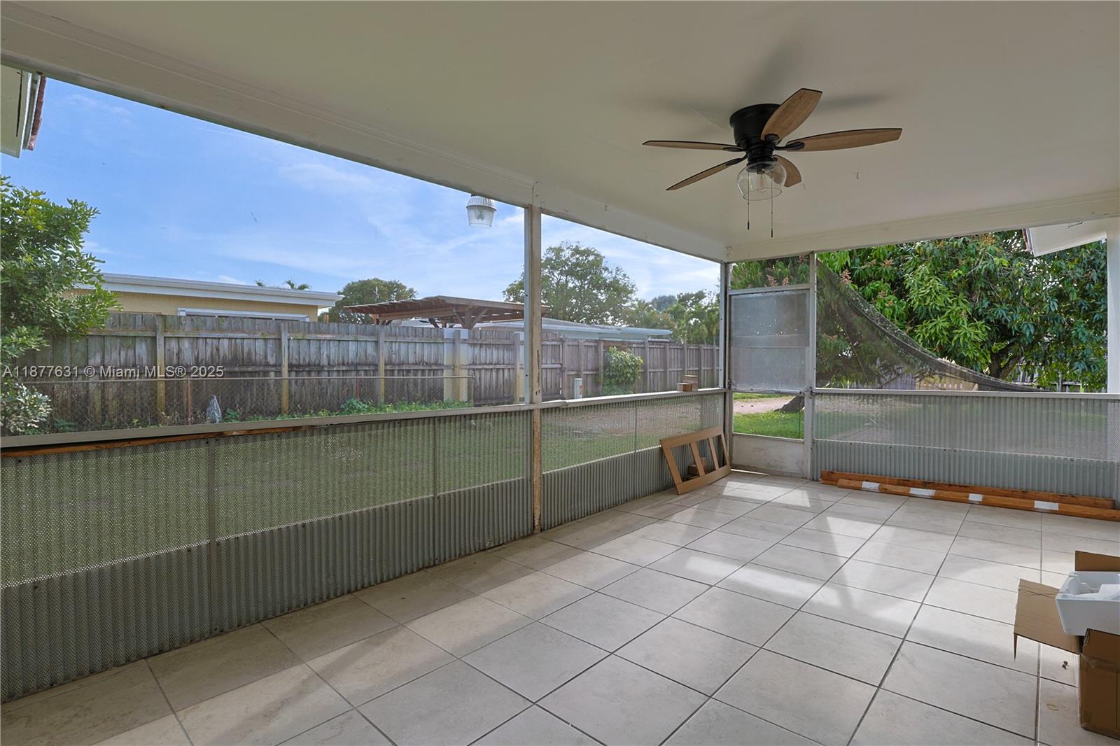 RAINBOW LAKES - Residential Lease