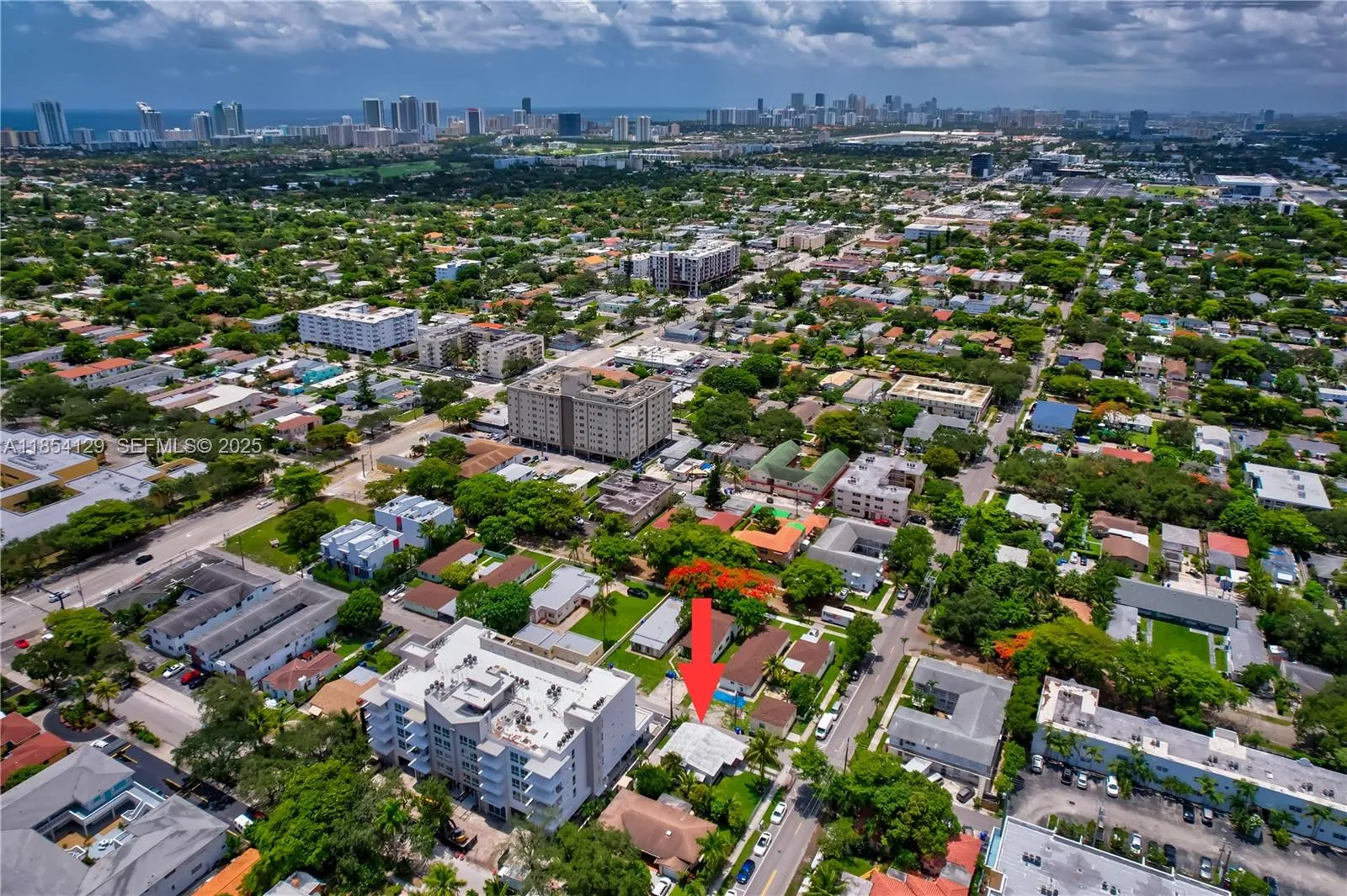 Hollywood, Florida 33020, United States, 2 Bedrooms Bedrooms, ,2 BathroomsBathrooms,Residential,Active,188516