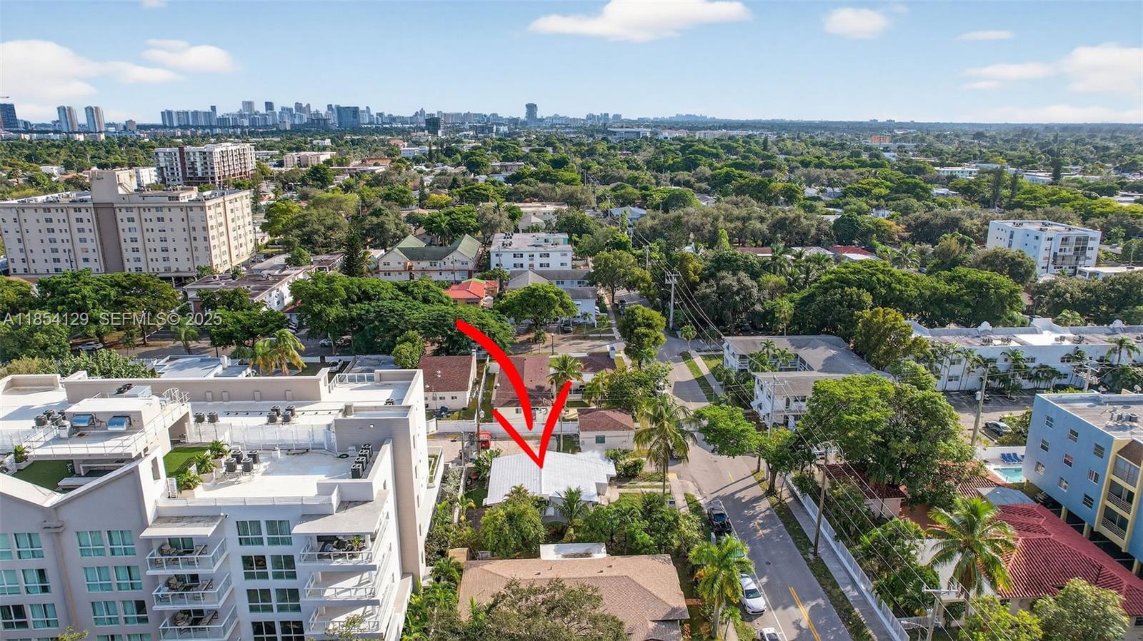 HOLLYWOOD - Residential