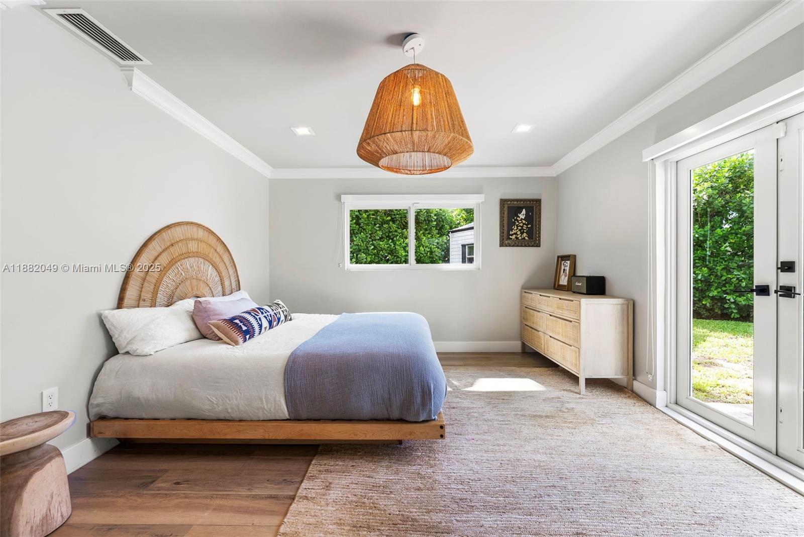 HIGHLAND GARDENS - Residential