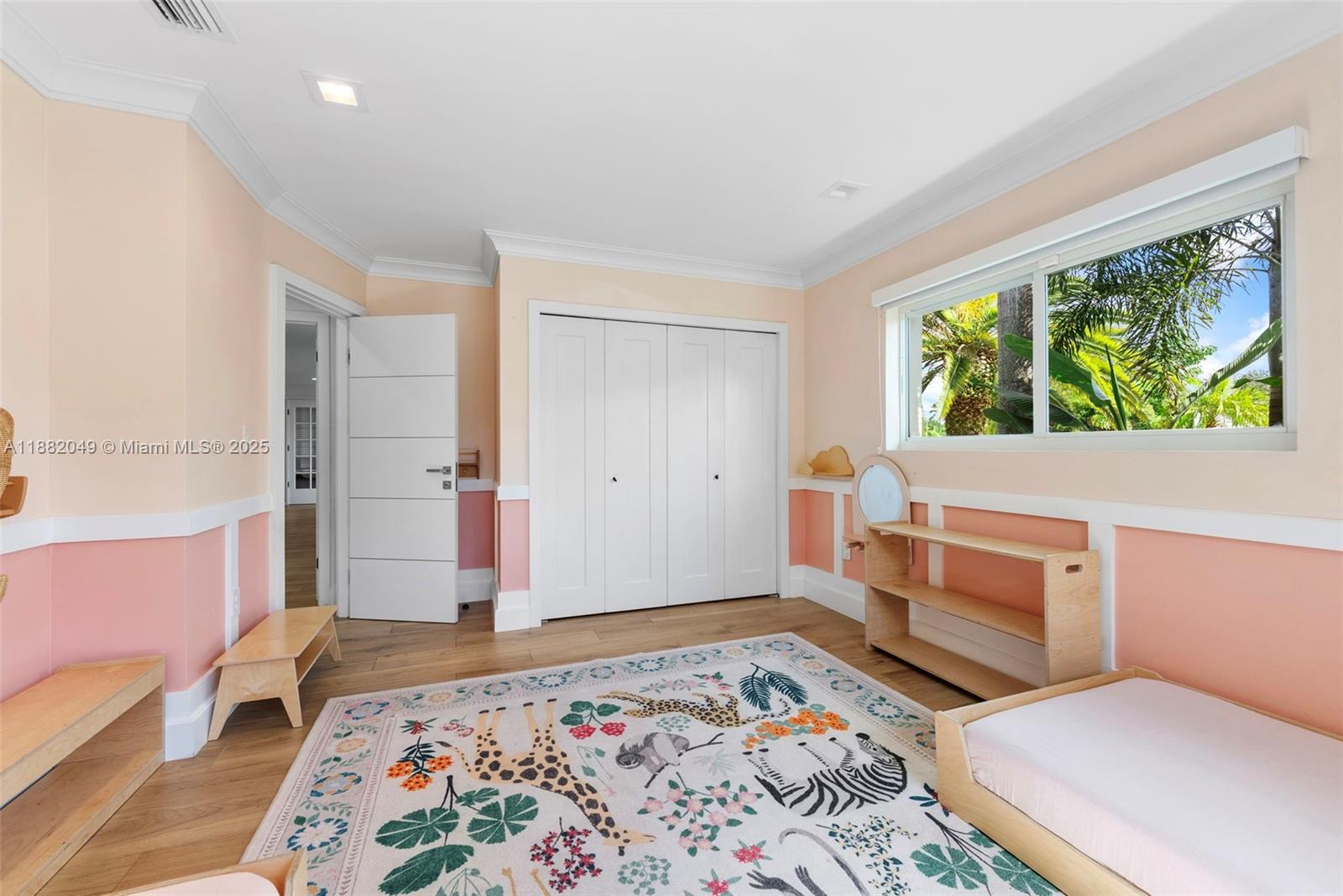 HIGHLAND GARDENS - Residential