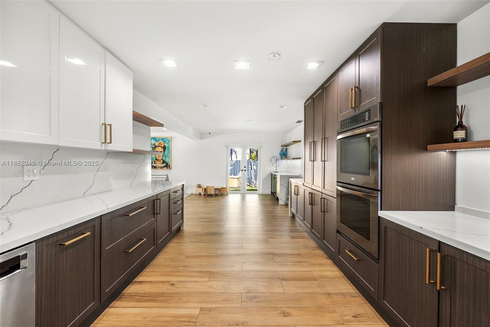 HIGHLAND GARDENS - Residential