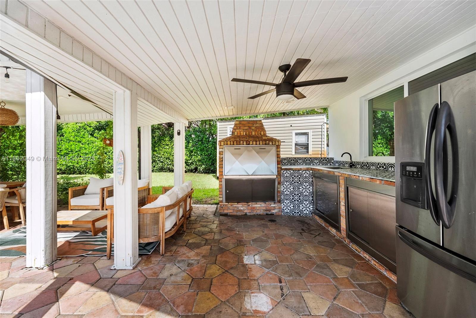 HIGHLAND GARDENS - Residential