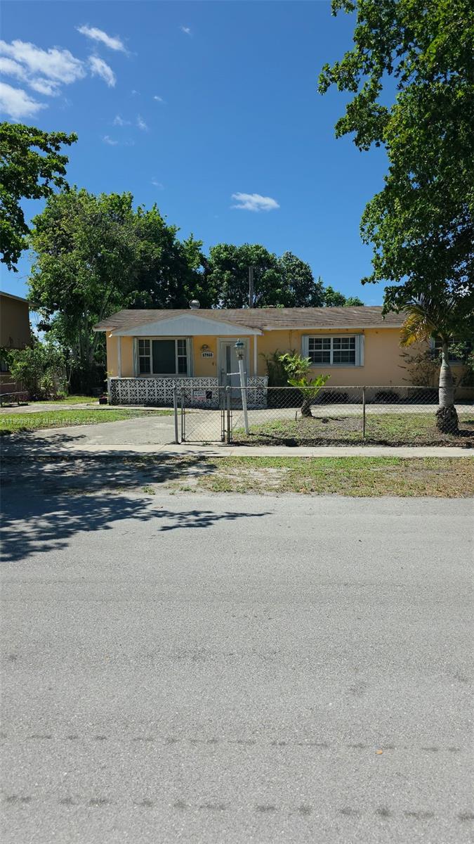 17960 NW 22nd Ct
