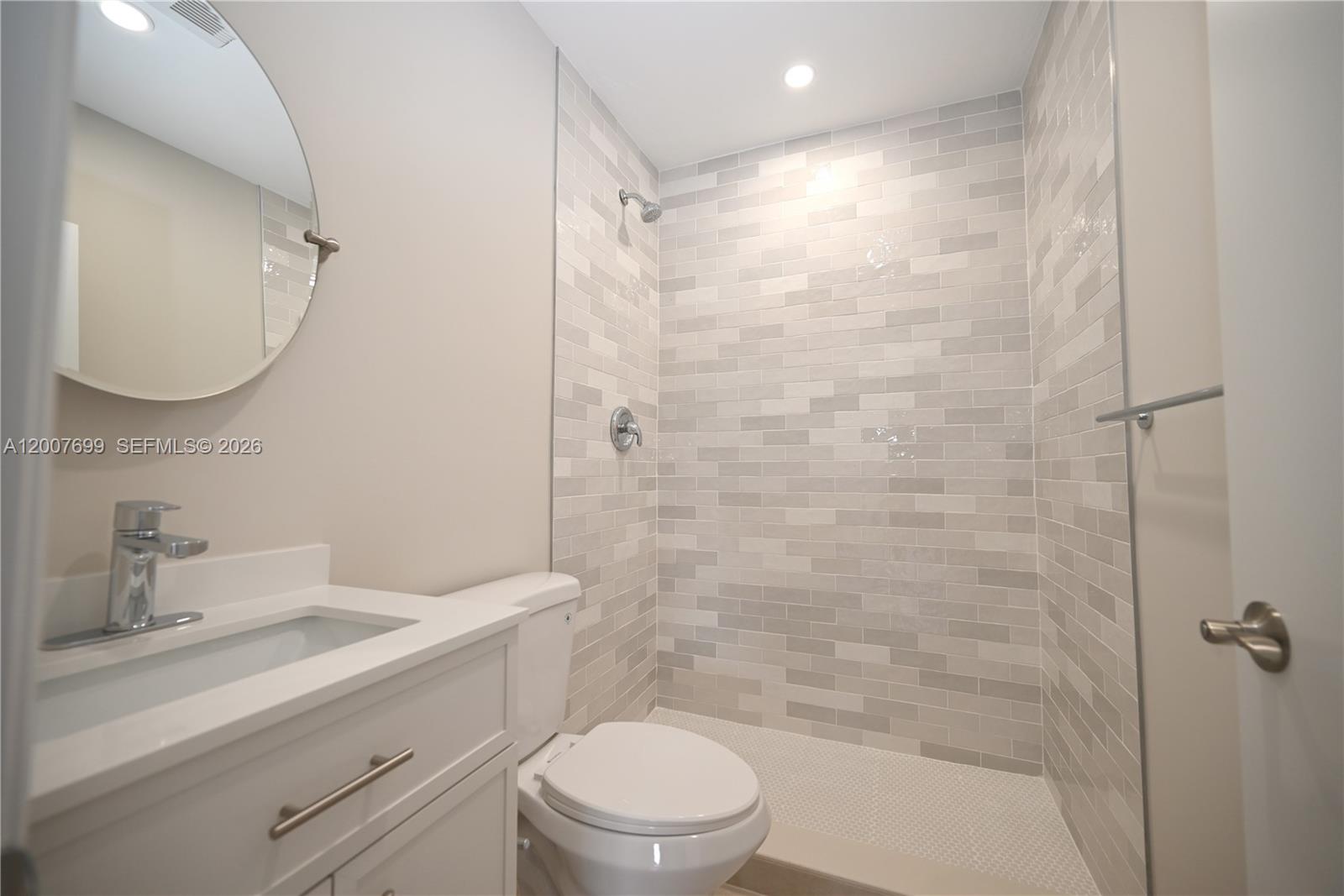 FAIRLAWN - Residential