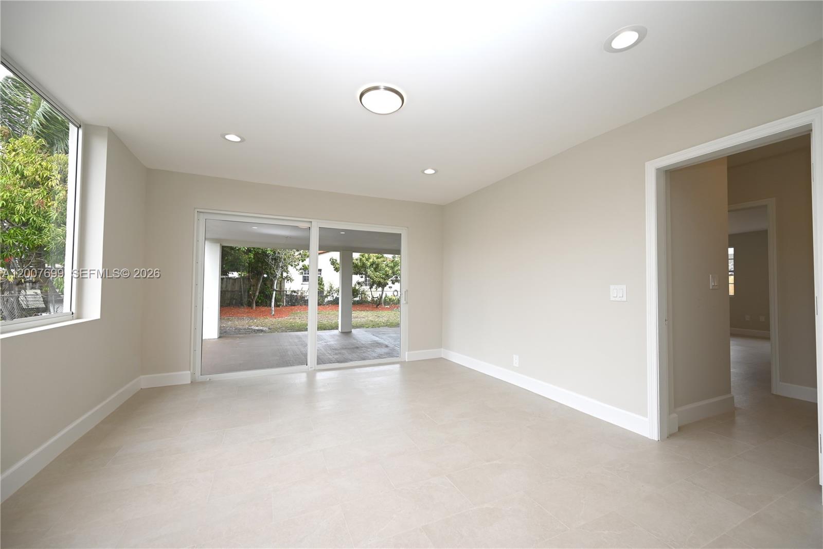 FAIRLAWN - Residential