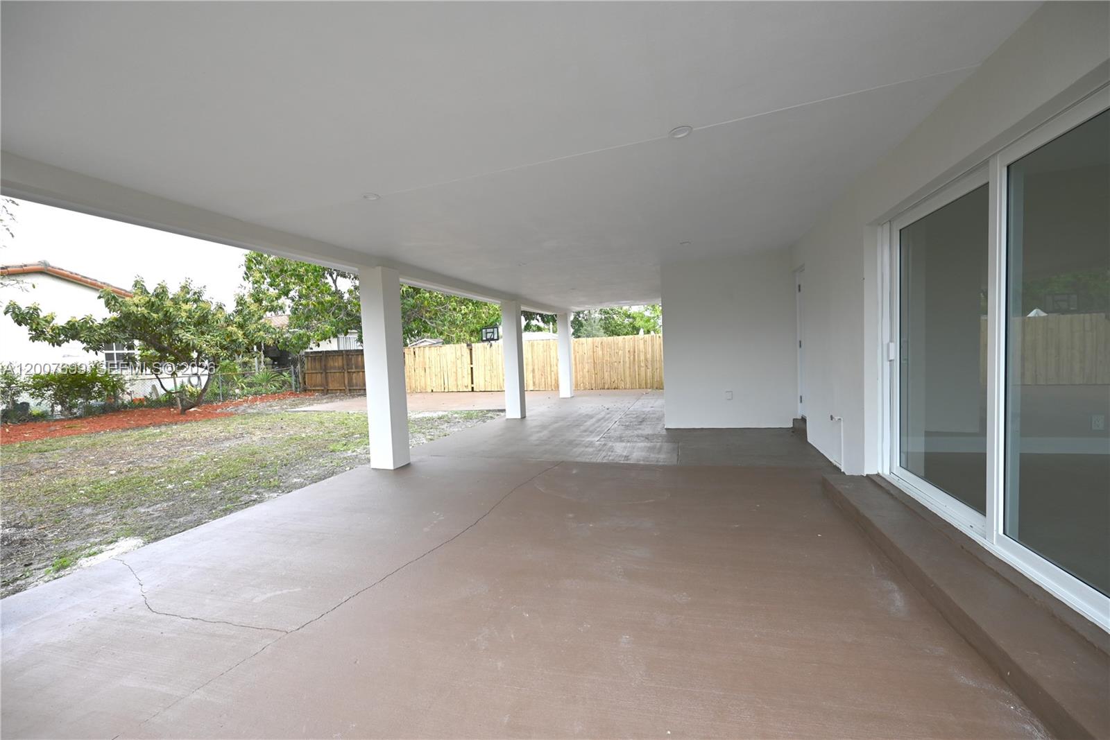 FAIRLAWN - Residential