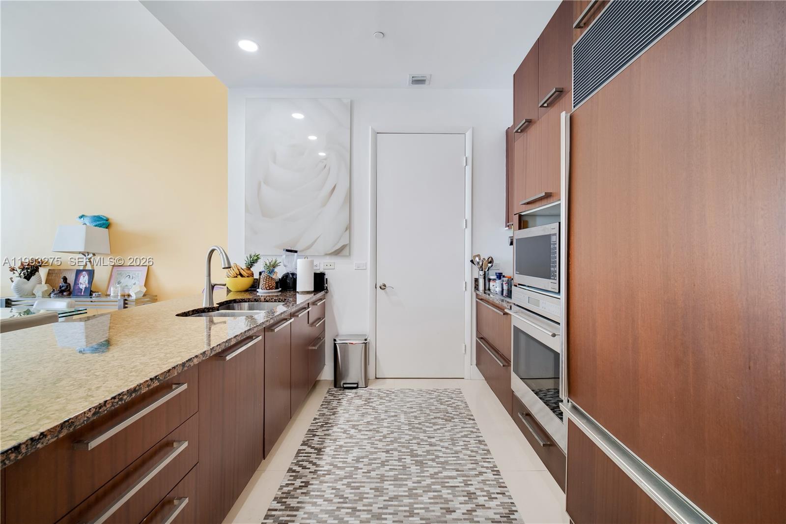 TDR TOWER I CONDO - Residential