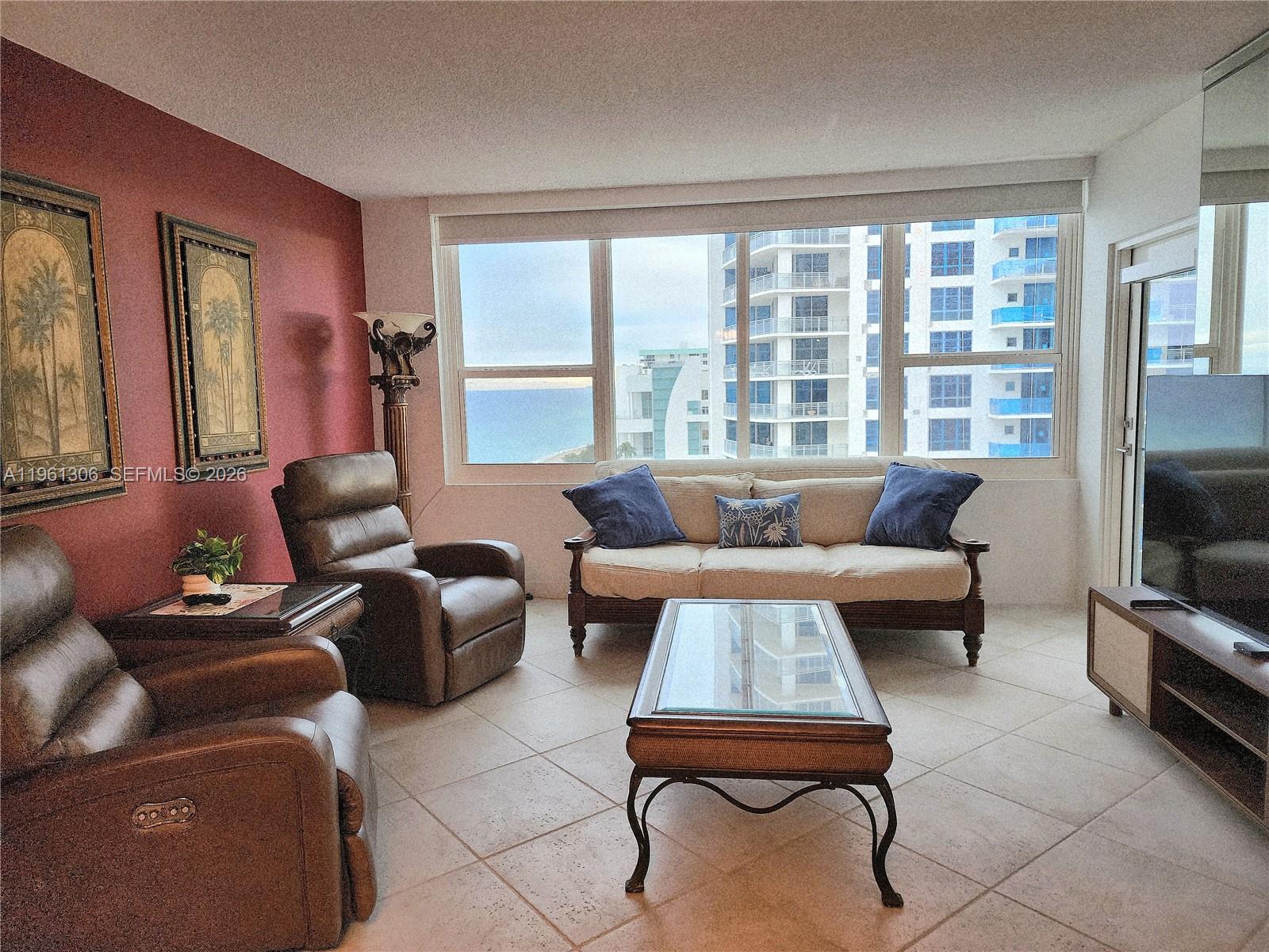 3505 S Ocean Dr 1215