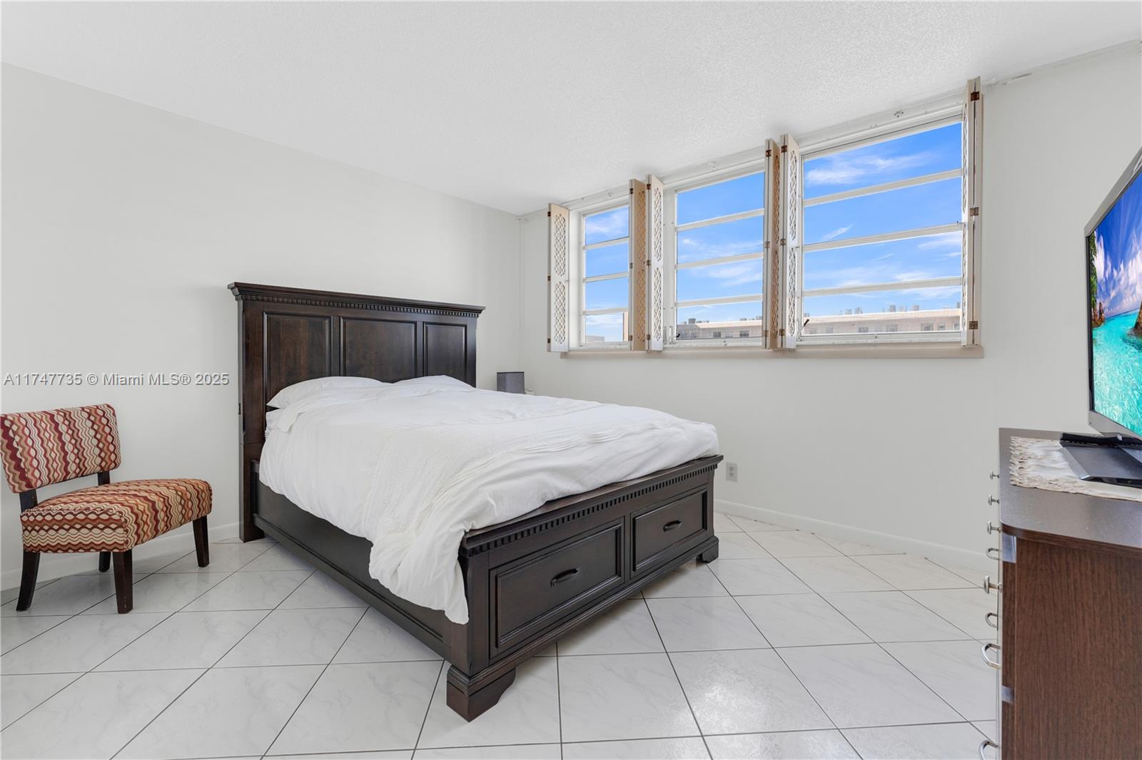 MEADOWBROOK CONDO APTS BL - Residential