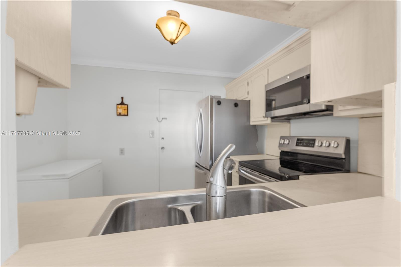 MEADOWBROOK CONDO APTS BL - Residential