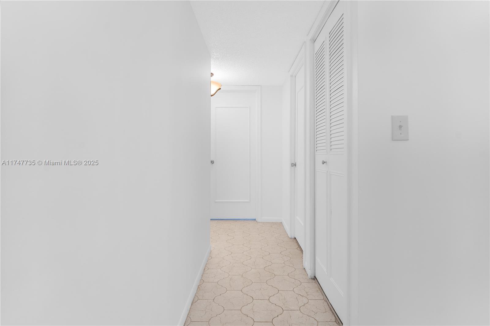 MEADOWBROOK CONDO APTS BL - Residential
