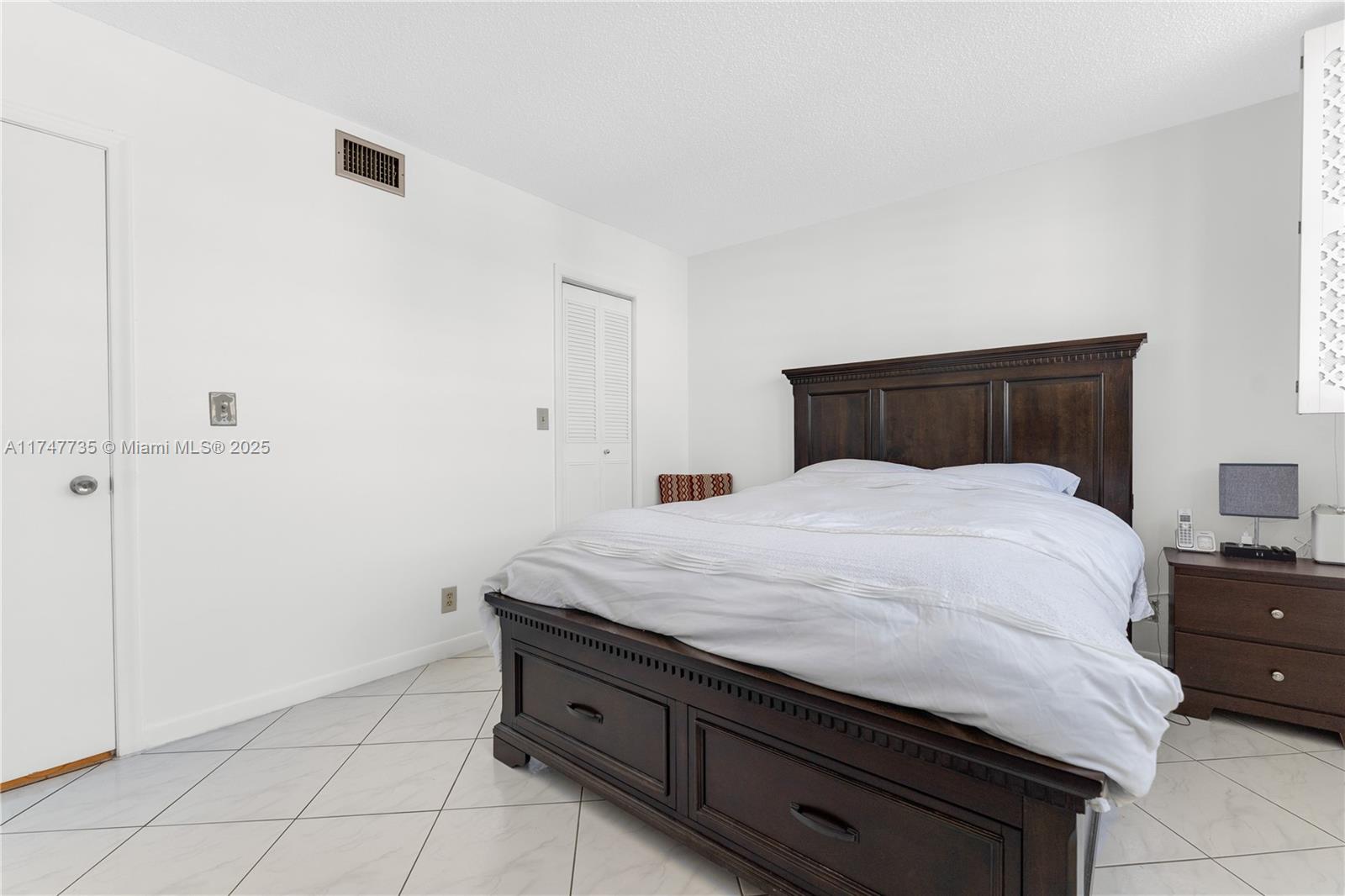 MEADOWBROOK CONDO APTS BL - Residential