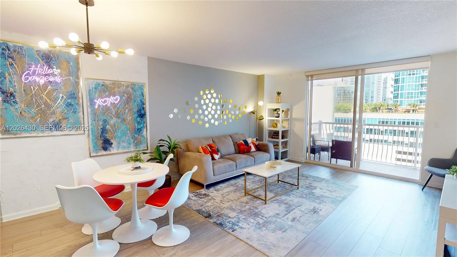 1200 Brickell Bay Dr 2222, Miami, FL, 33131/$495,000 2 1200 Brickell Bay Dr 2222