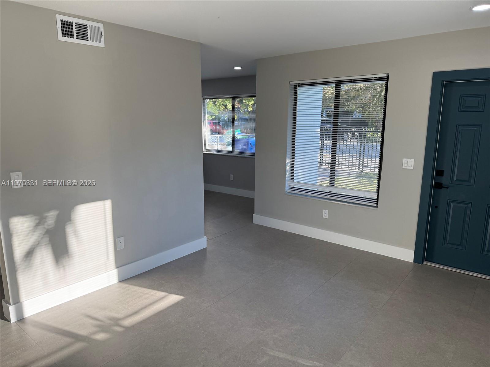 SILVER BLUFF GARDENS - Residential Lease