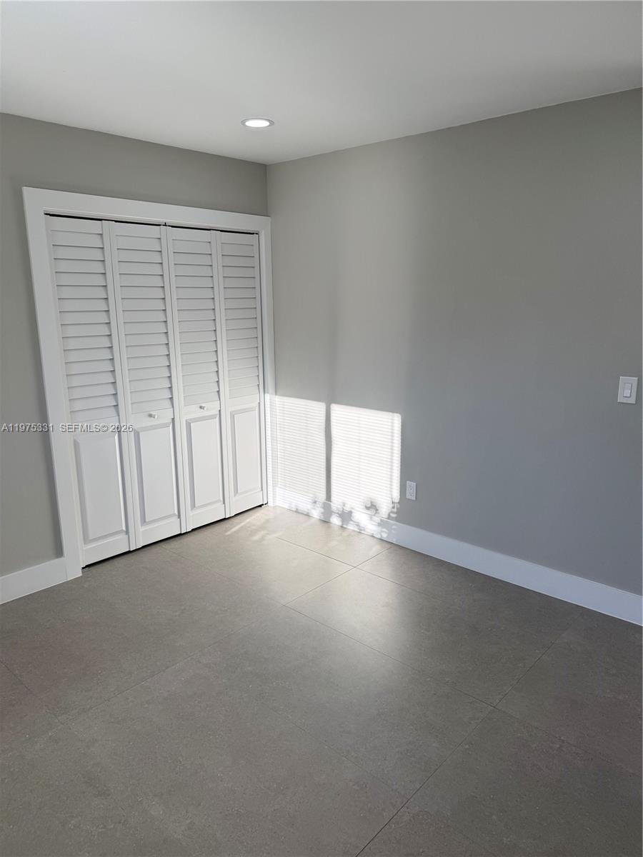 SILVER BLUFF GARDENS - Residential Lease