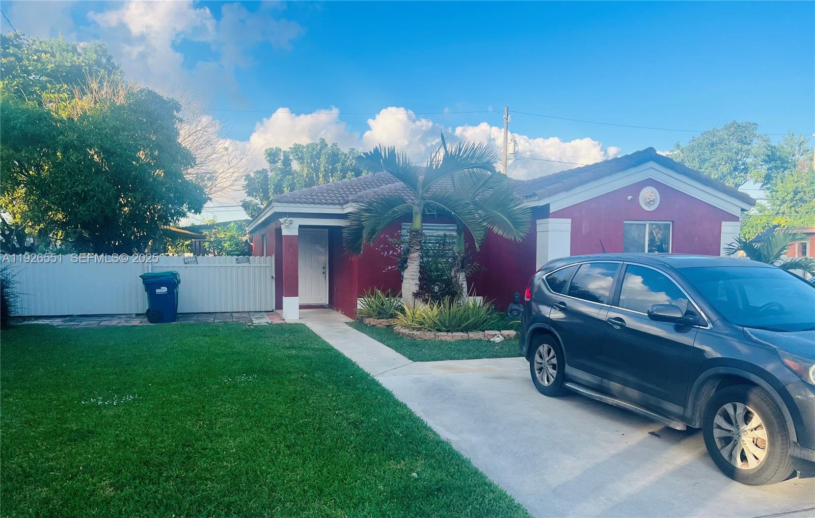 View photos, virtual tours, details... 10611 SW 170th Ter