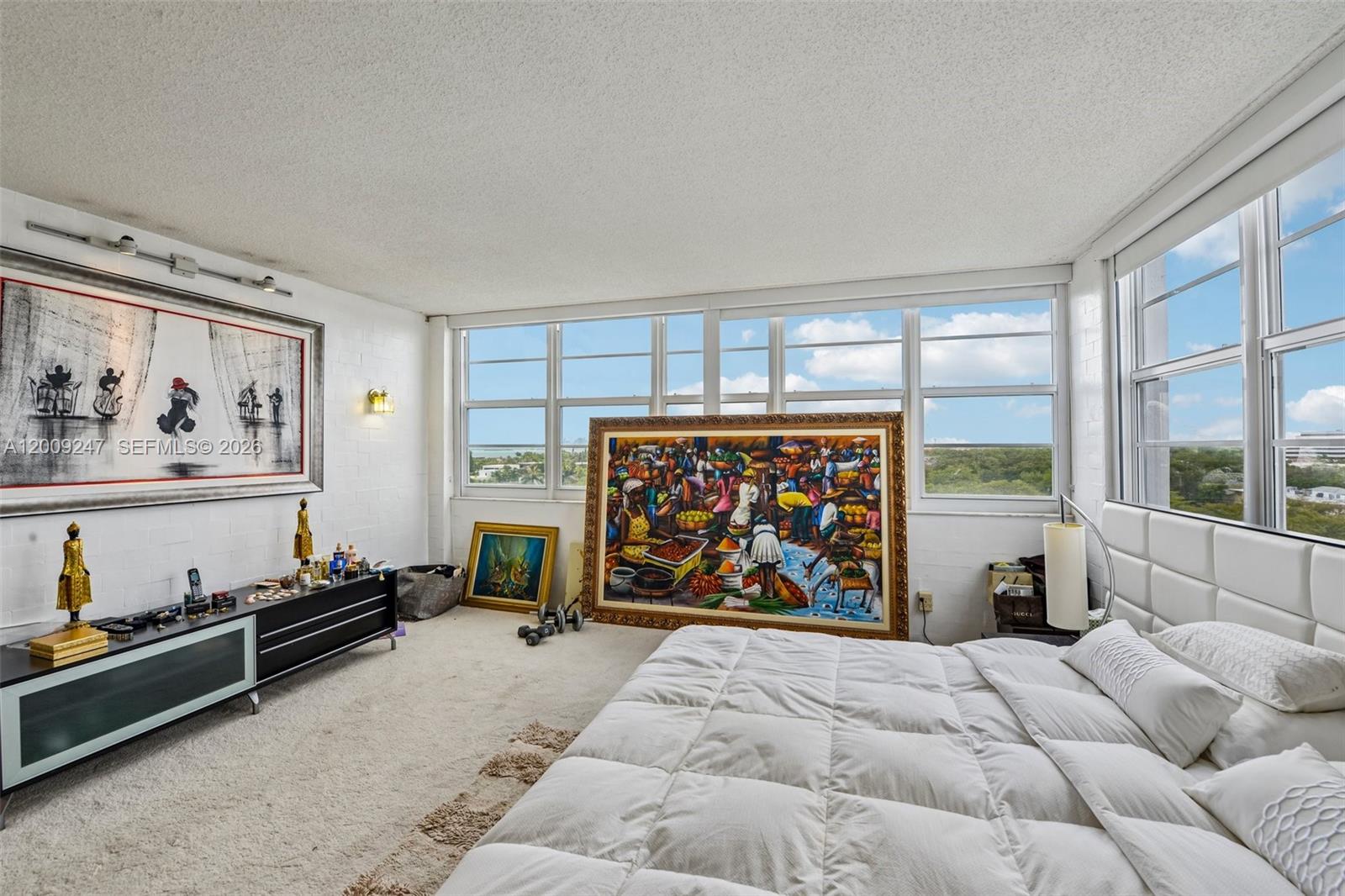 BAYVIEW TOWERS CONDO SOUT - Residential