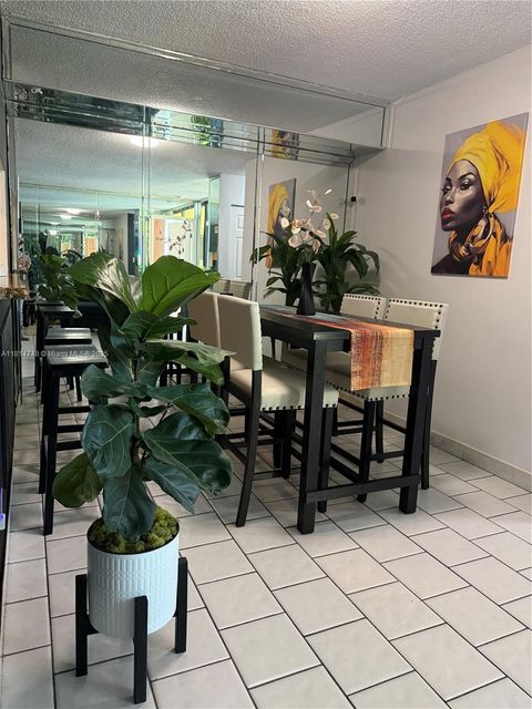 11790 SW 18th St 529-3 Miami FL 33175