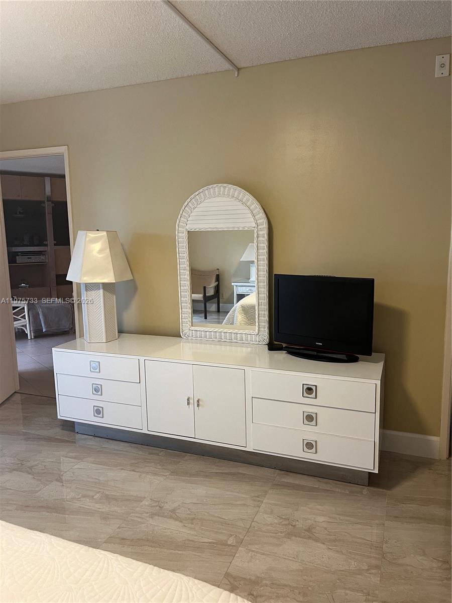 PALM AIRE COUNTRY C - Residential Lease