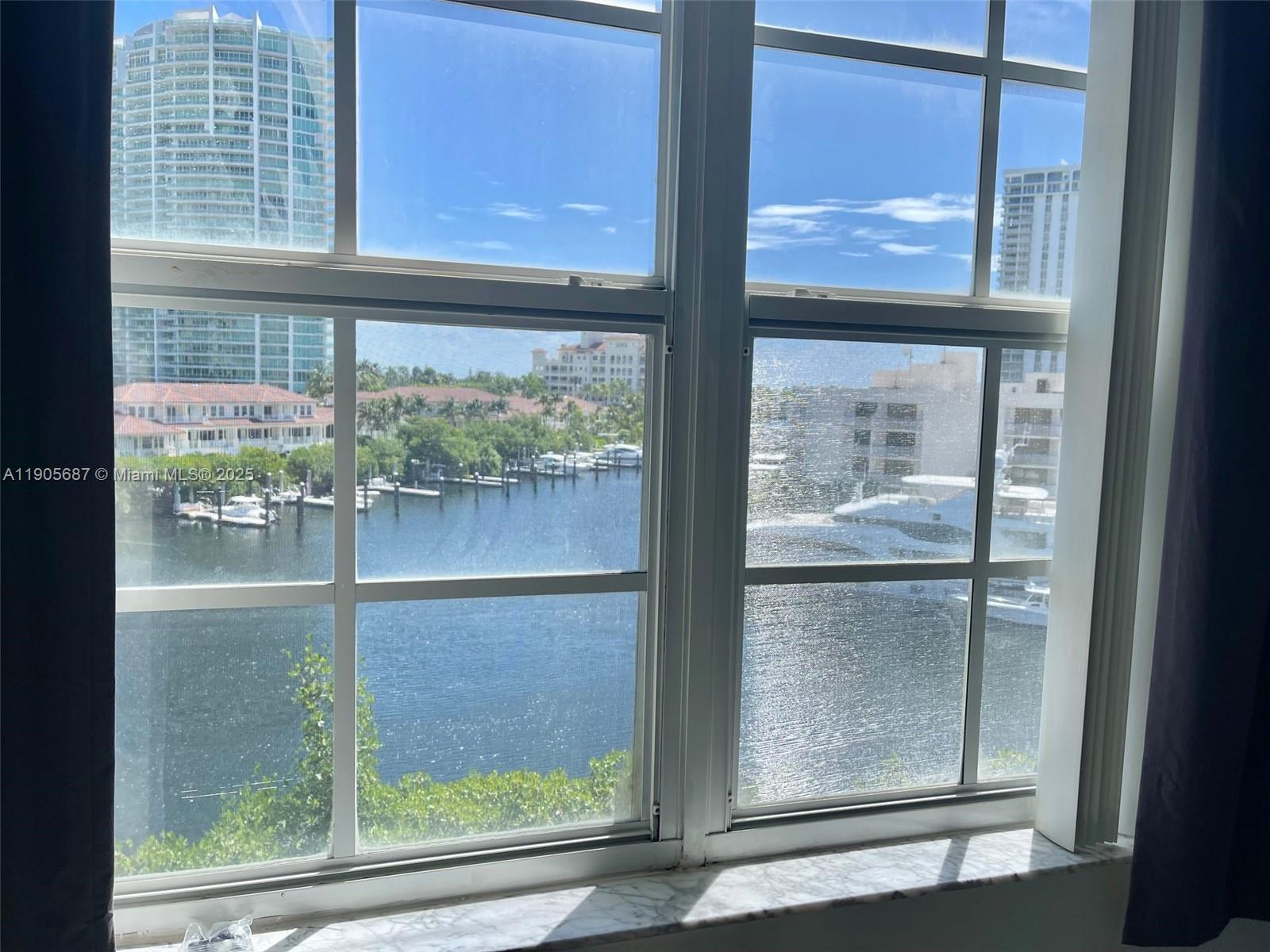 THE YACHT CLUB AT AVENTUR - Residential Lease