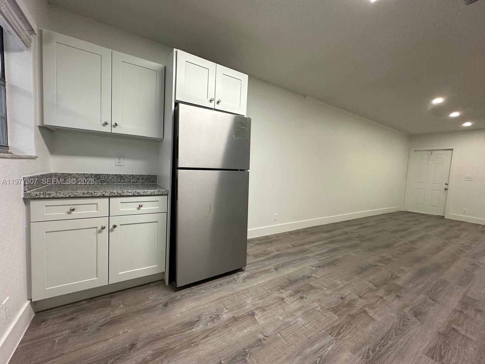 TOWN OF HALLANDALE B-13 - Residential Lease